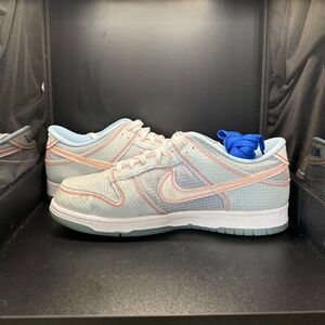 Nike Dunk Low "Union Passport Pack Argon" size 13, brand new/tried on